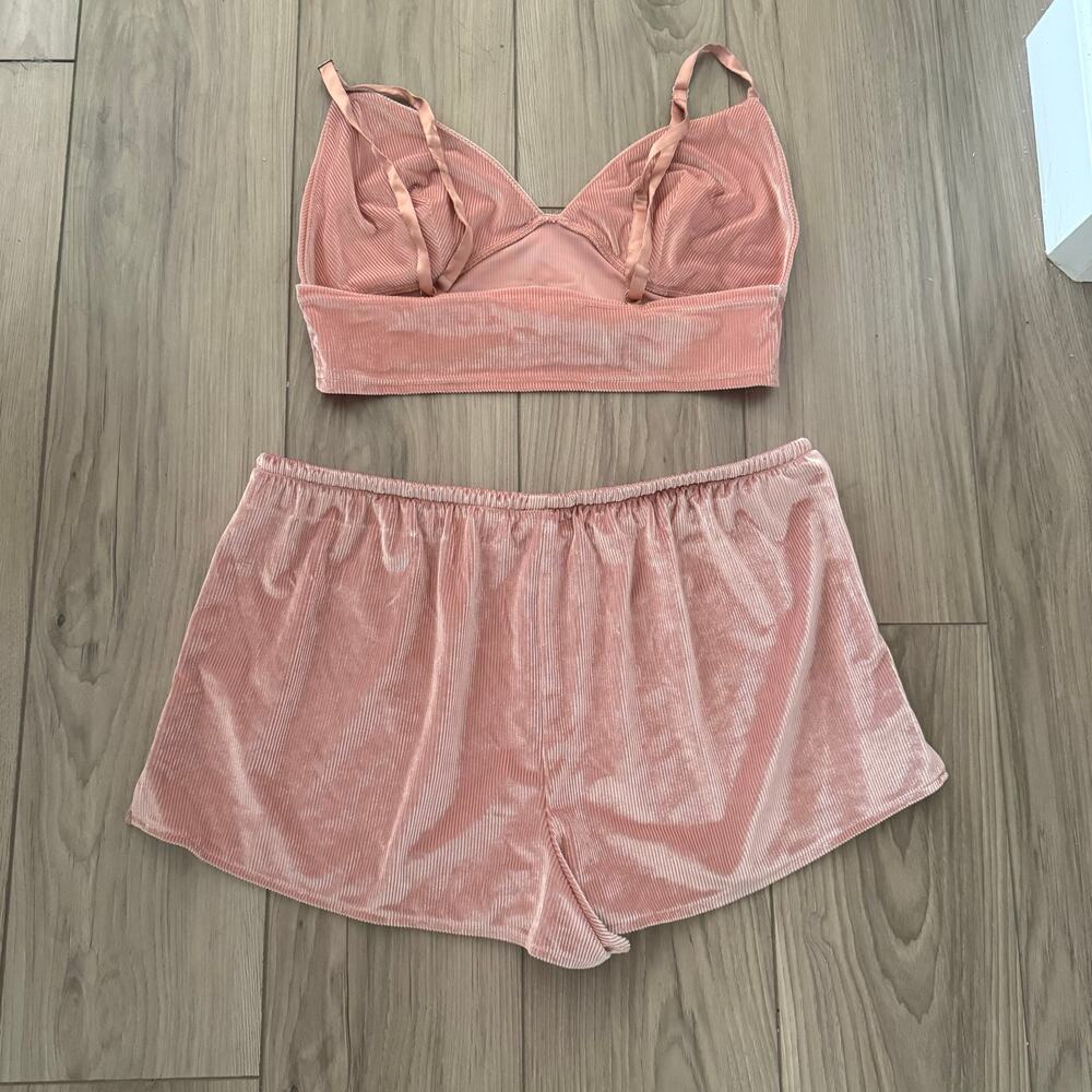 Victoria's Secret Blush Pink Velvet Cami & Shorts Sleepwear Sleep Set Sz Large